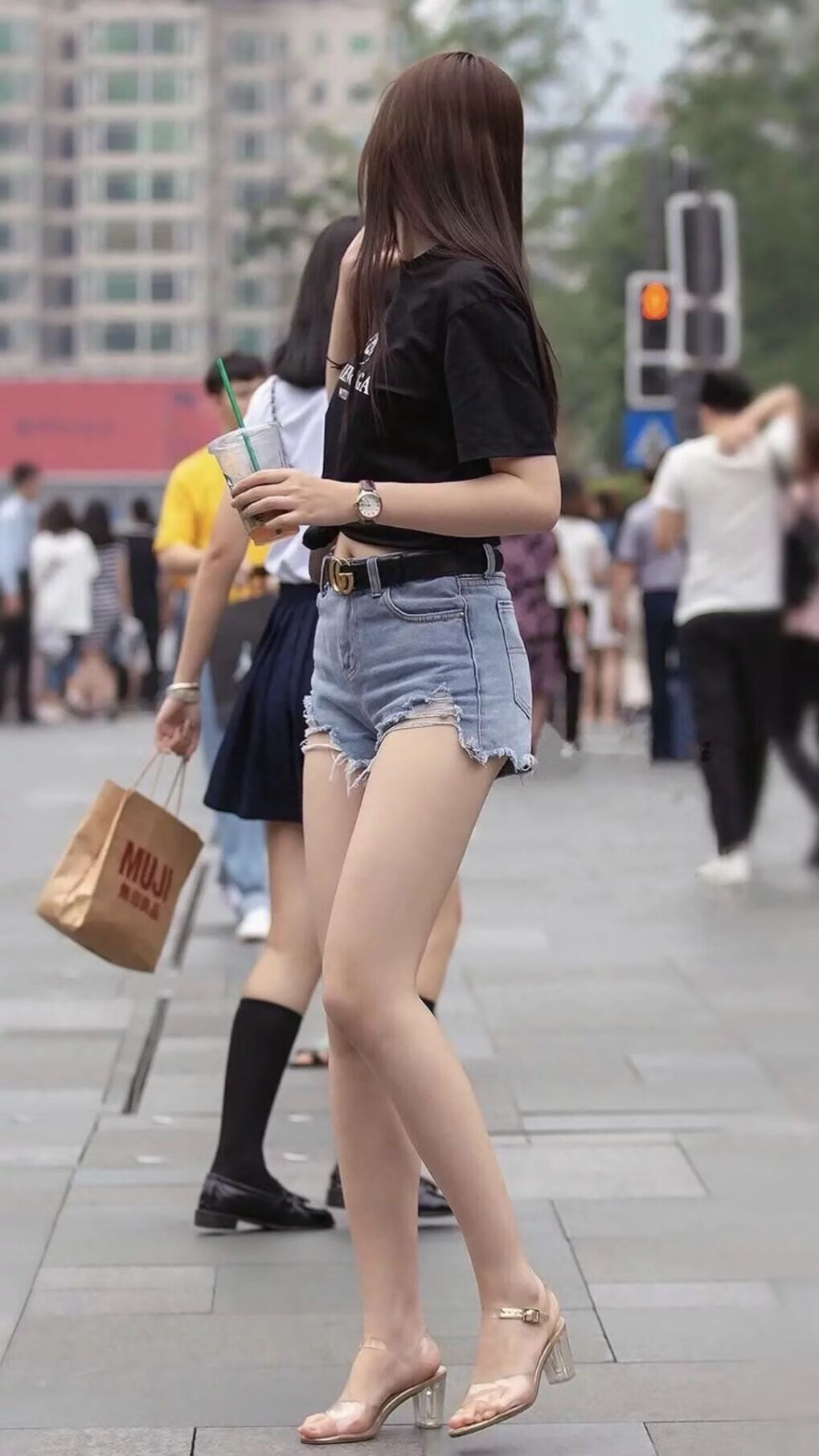 九游娱乐(jiuyou)官网-_太阳能动力极限赛：追逐绿色能源的极限运动_，太阳能动力系统